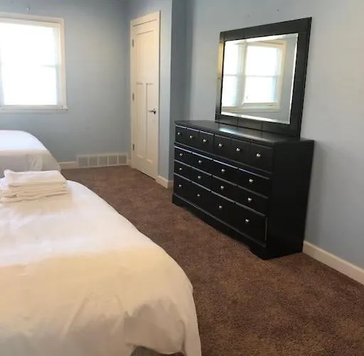 Entire Close To Downtown - 2 Queen Beds Appartamento Springfield